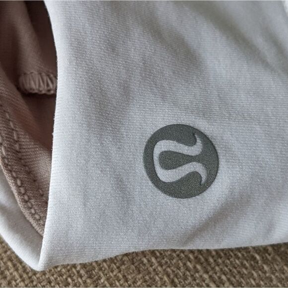 Lululemon Invigorate Bra Long Line size 6 B032 - Picture 2 of 6